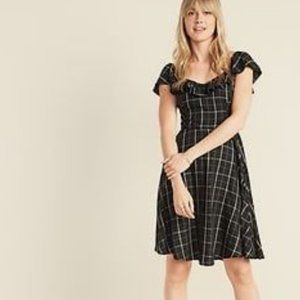 OLD NAVY| Flutter sleeve dress